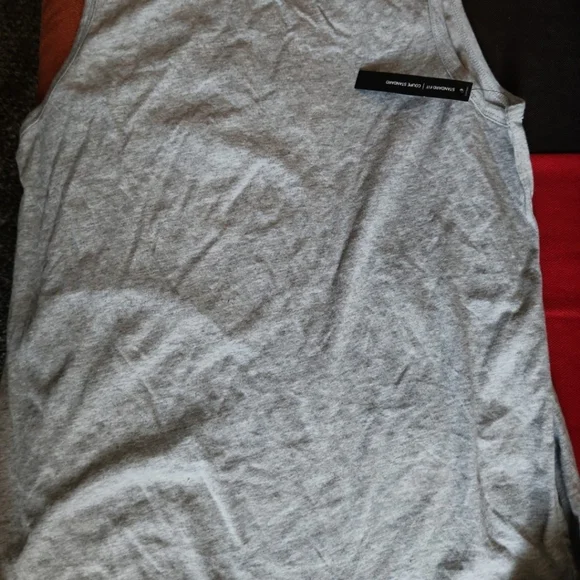 Nike Tank - Picture 3 of 4